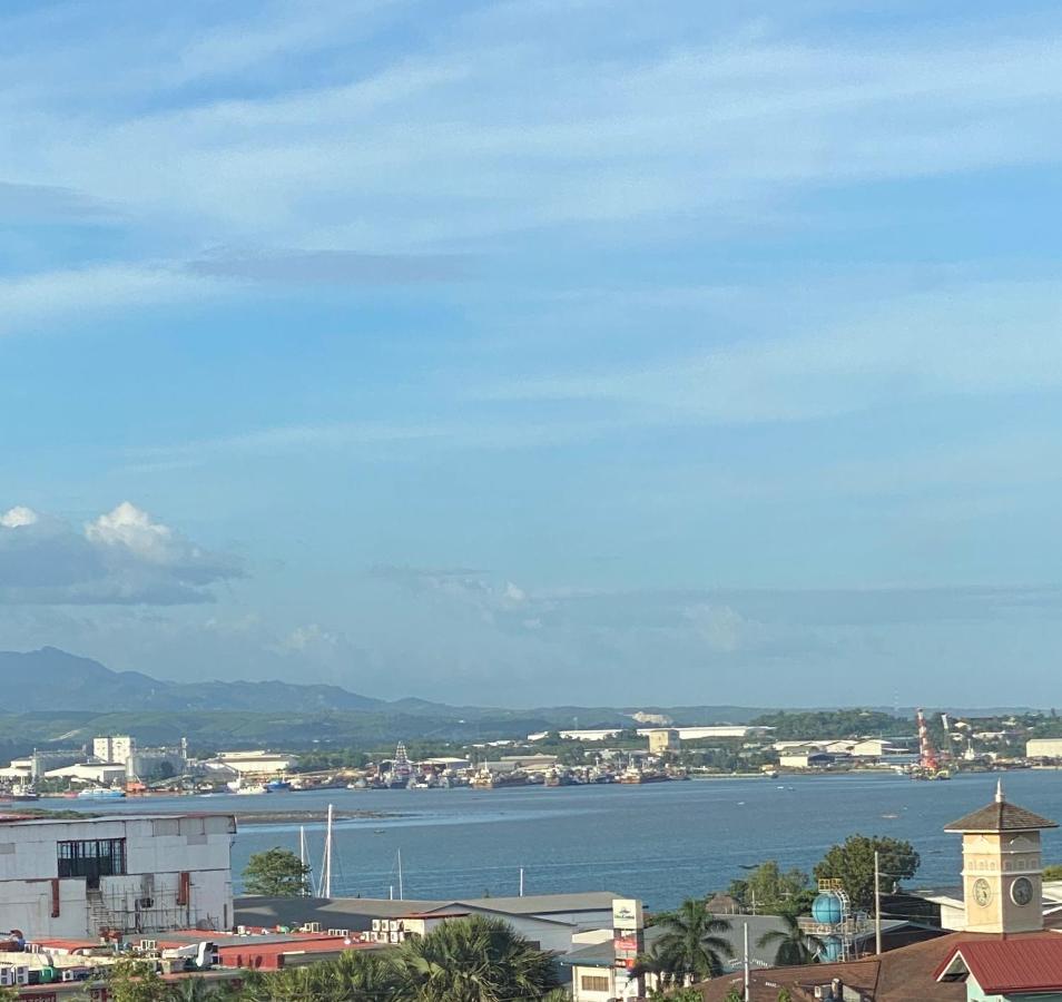 Seaview Amani Grand Resort Residences 3-5Mins From Airport Lapu-Lapu City Esterno foto